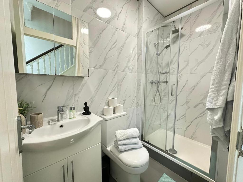 Comfortable Family Apartment Near Oxford Street photo 5