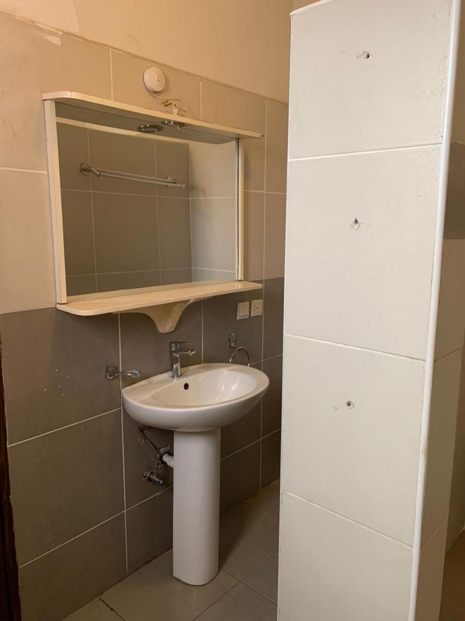 Lizzy Apartments - 2 & 3 Bed in Heart of East Legon!