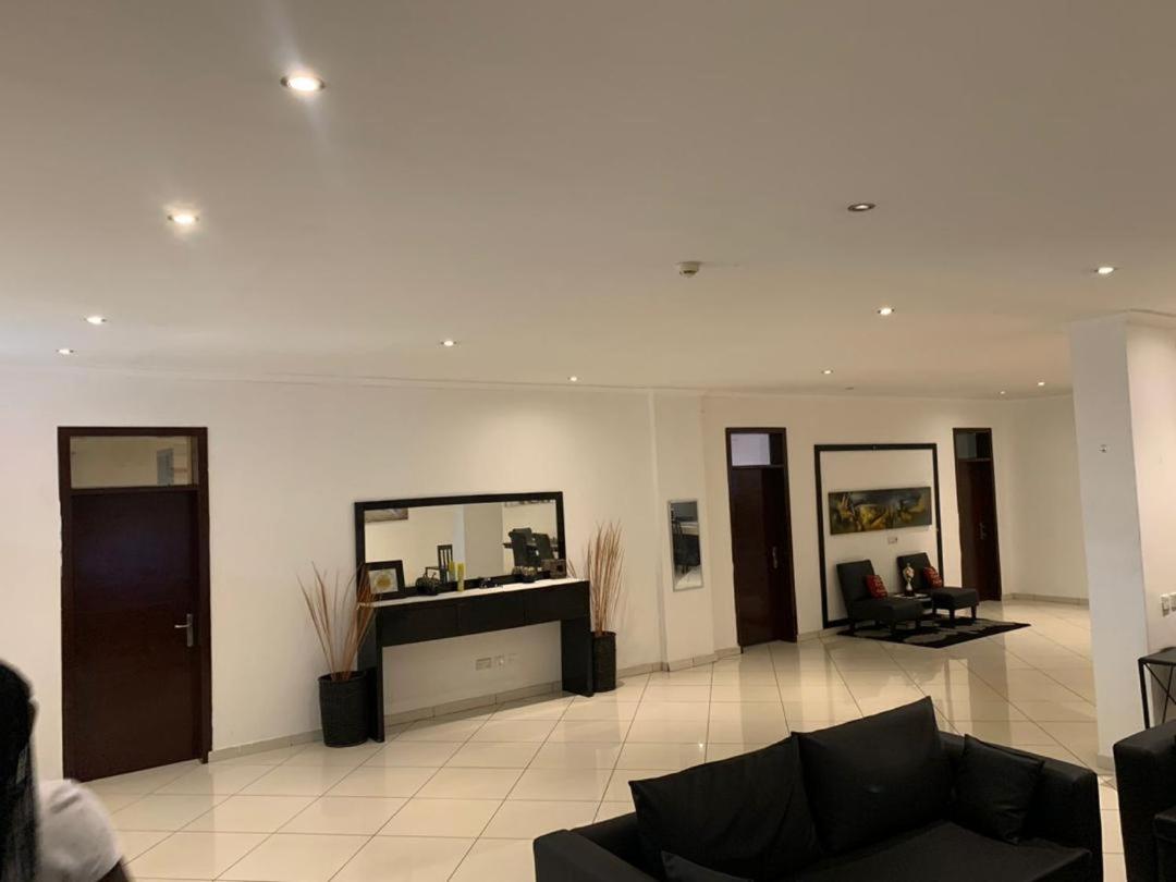 Lizzy Apartments - 2 & 3 Bed in Heart of East Legon!