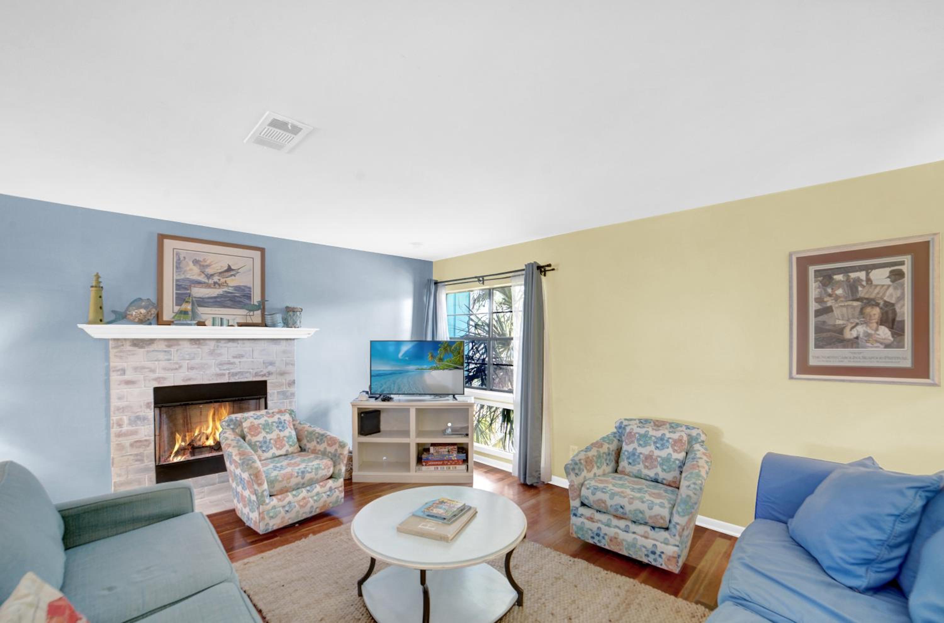 Fun In The Sun by Vacation Homes Collection view 5