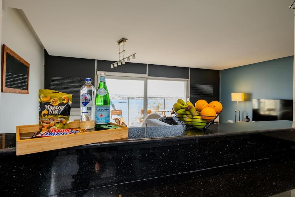 3-Bedroom Apartment with View and Balcony