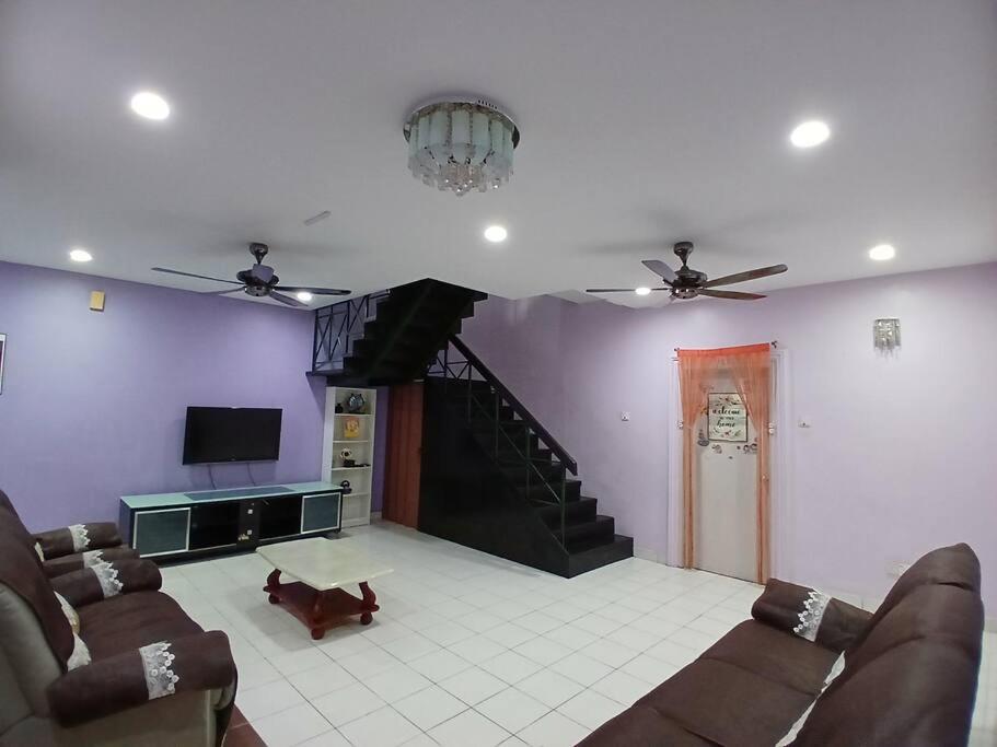 Cartoon world homestay photo 3