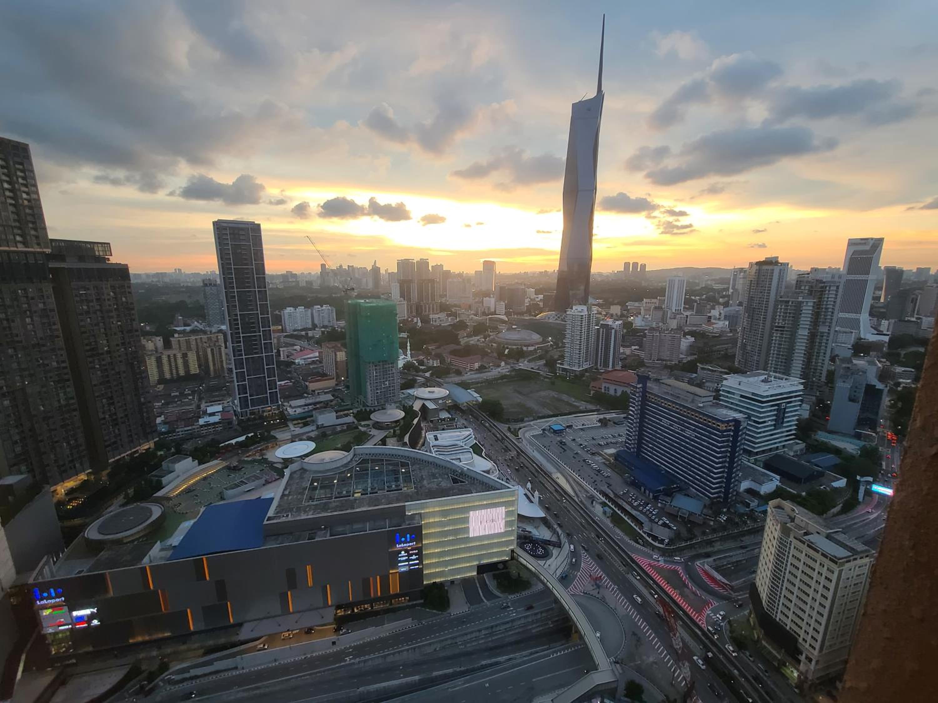 Premier CityView Times Square Apartment KL