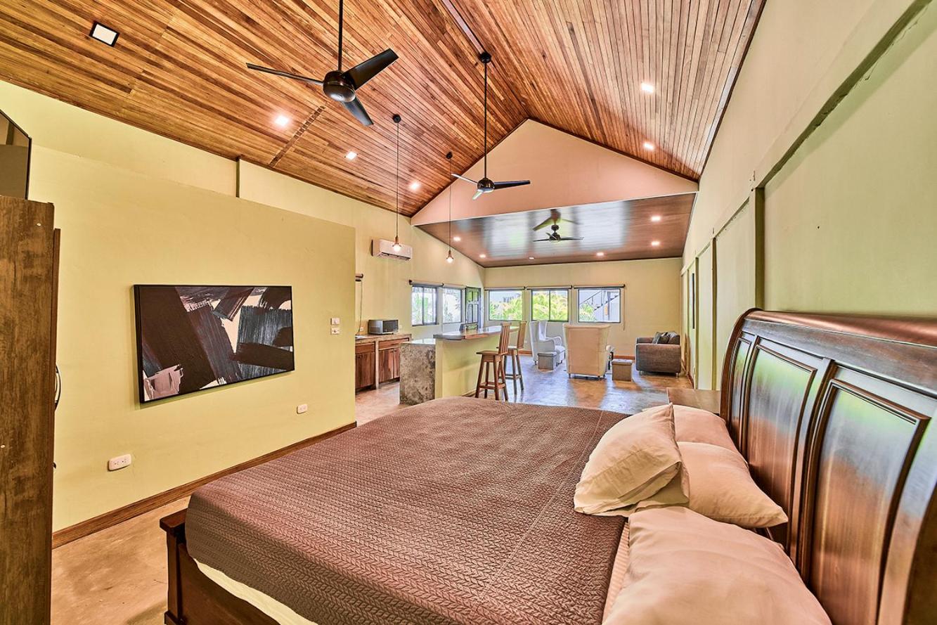 CariPro Apartments