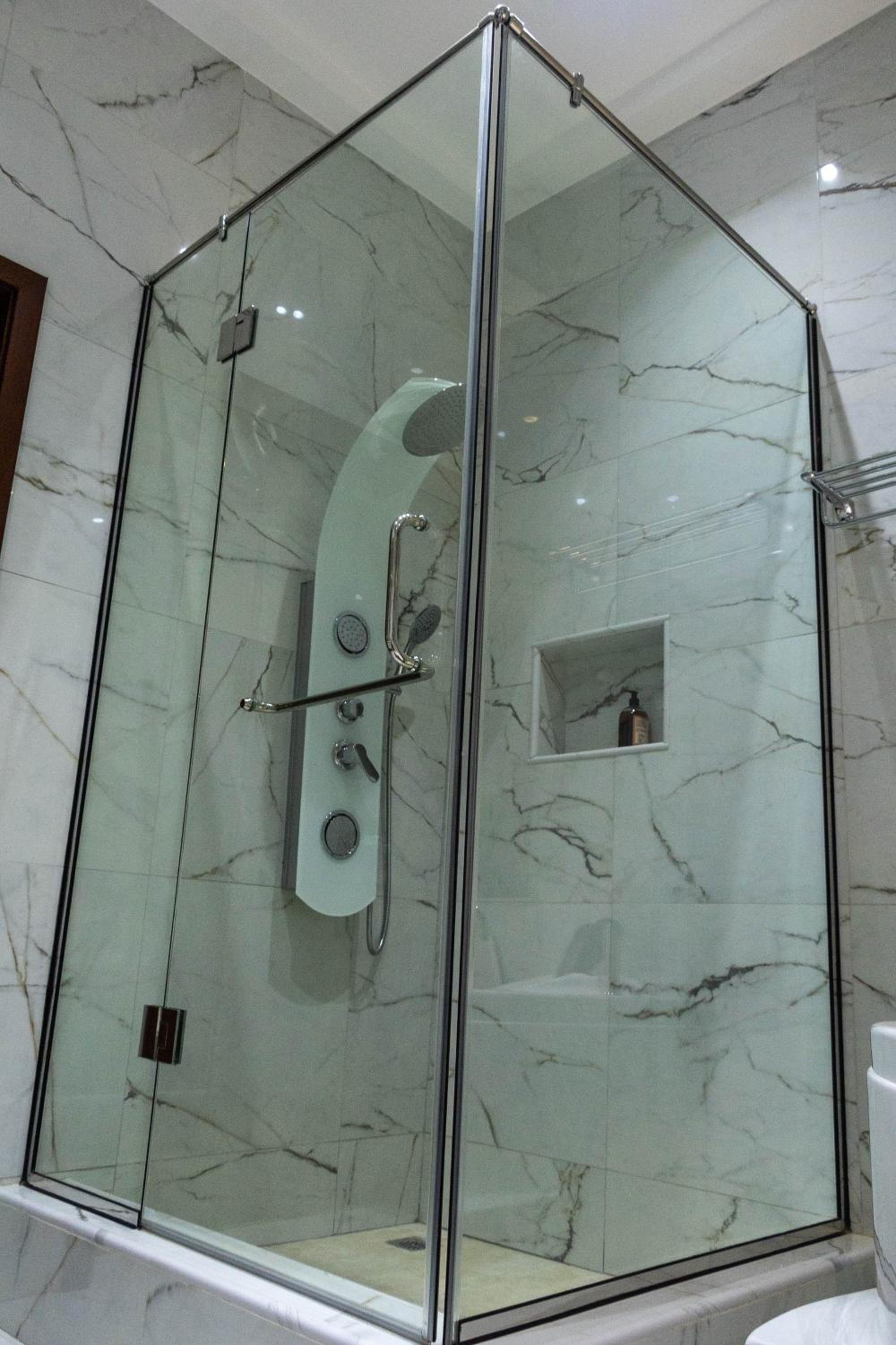 Maximilano Luxury Apartments