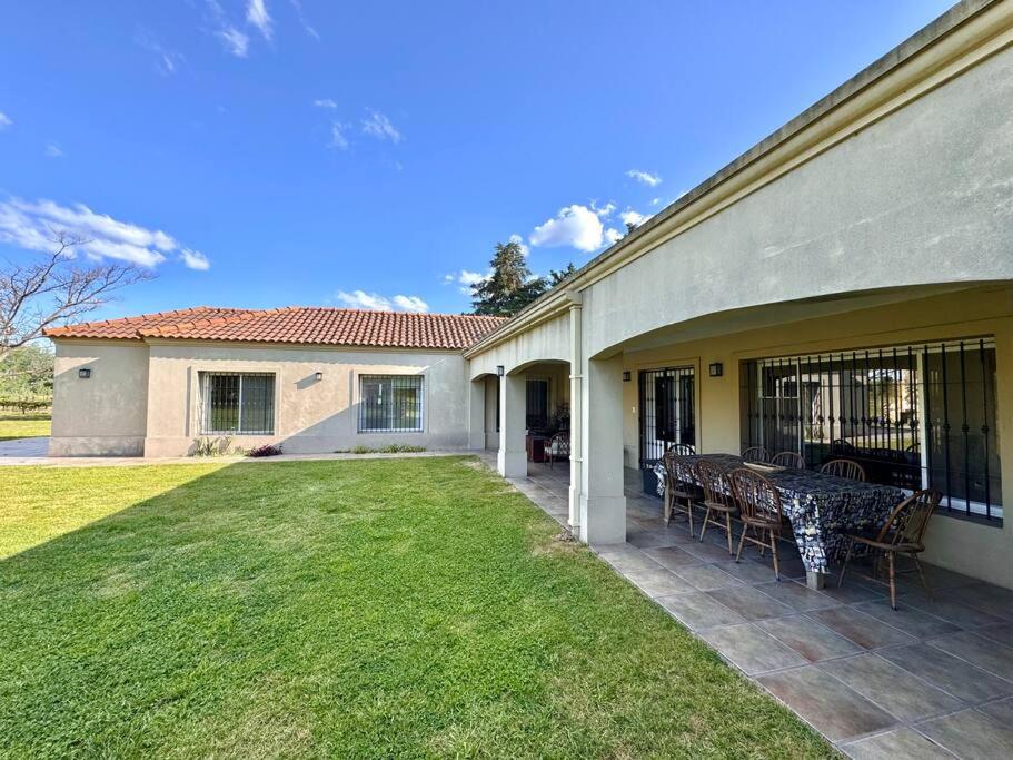 Casa de Campo Luján - Club de chacras El Argentino