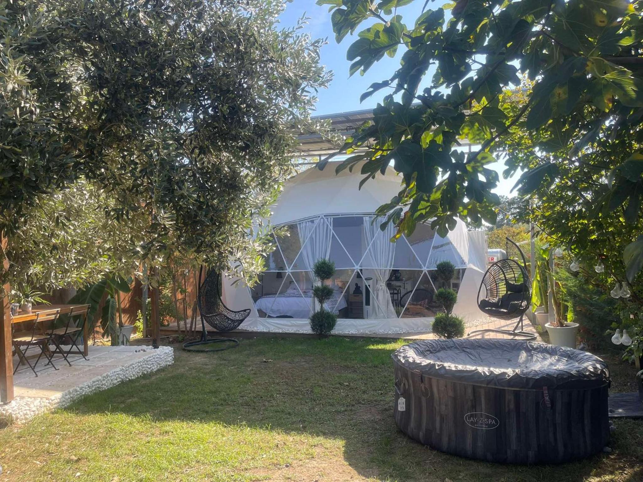 Ellie's Eco Private Glamping and Spa - Property Image 40