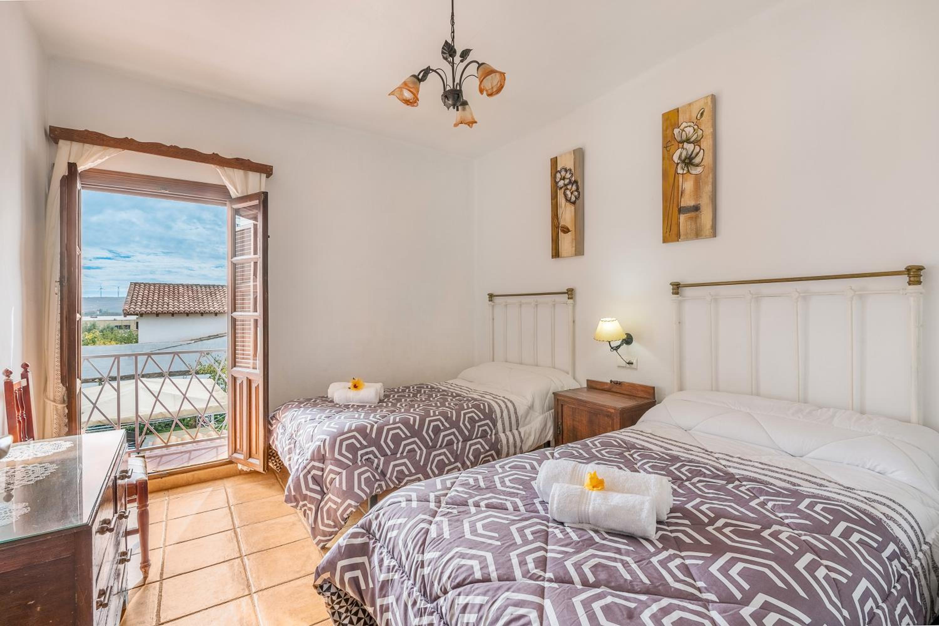 Cortijo El Almimbral