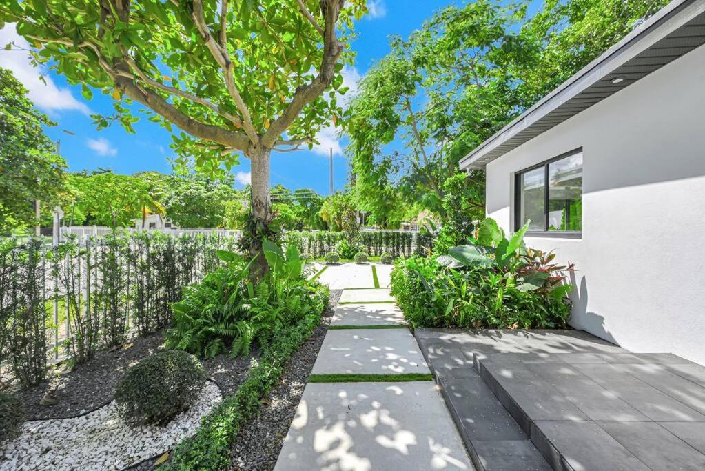 Stylish Modern Home near Wynwood & Design District