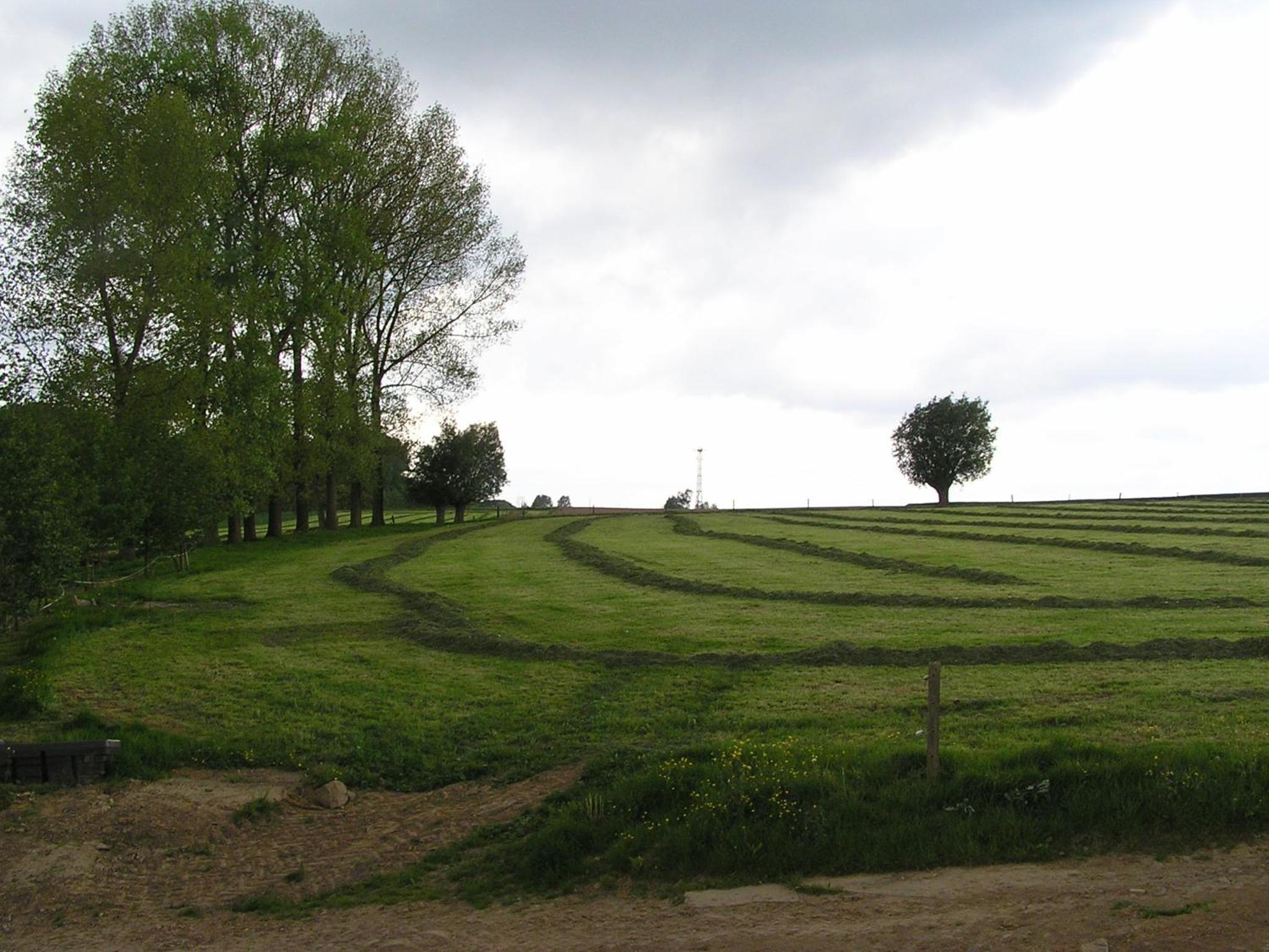 De Bronne