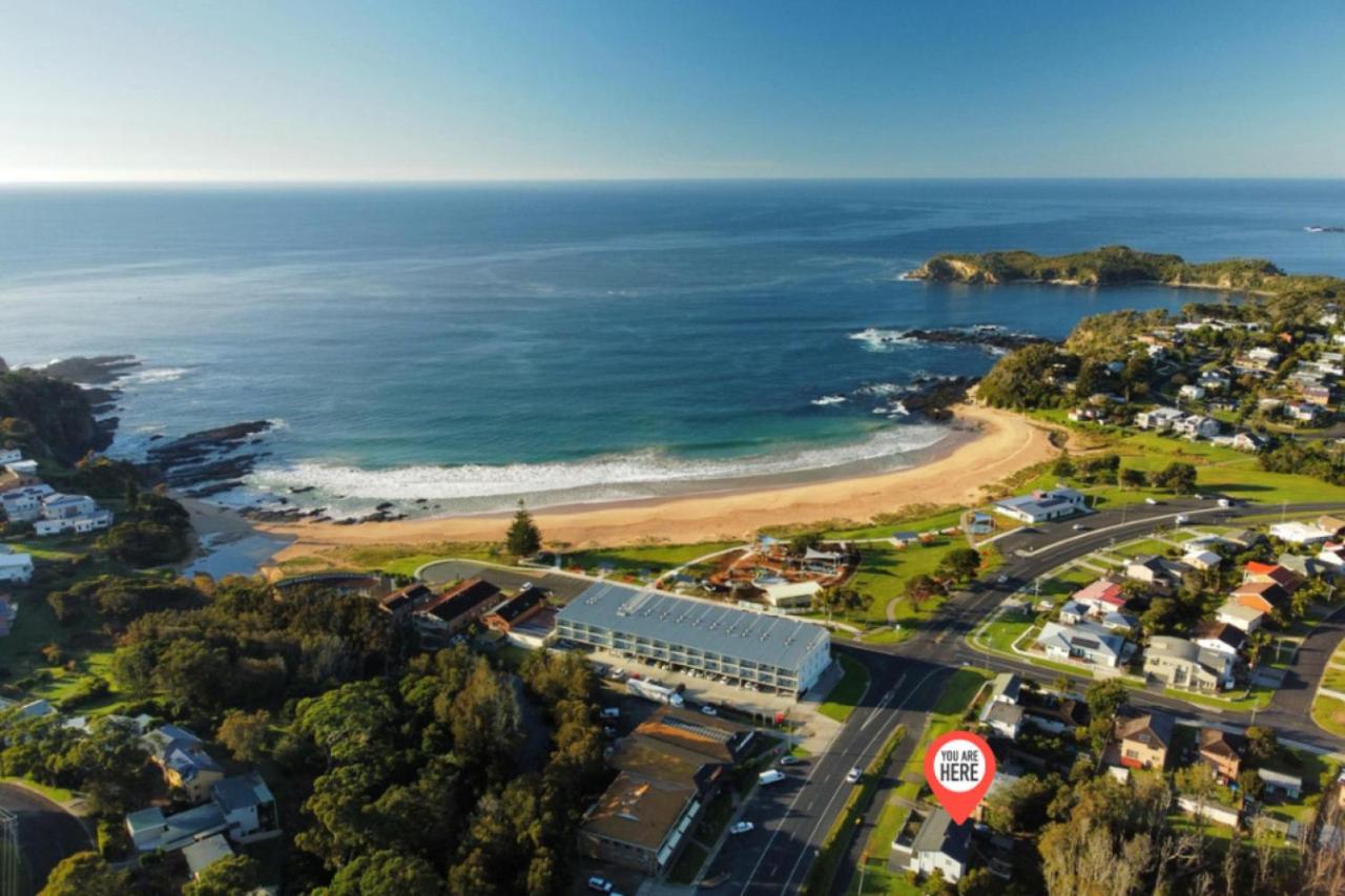 Skyes Beach House - The Entertainer - Group Saver