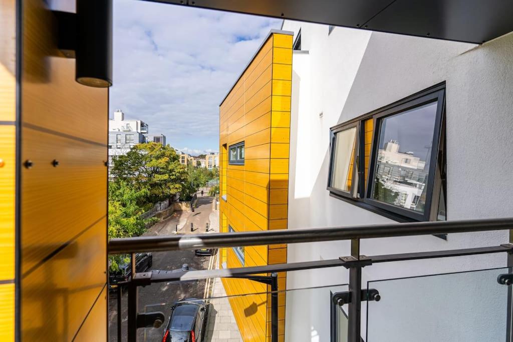 2bd Angel Apt