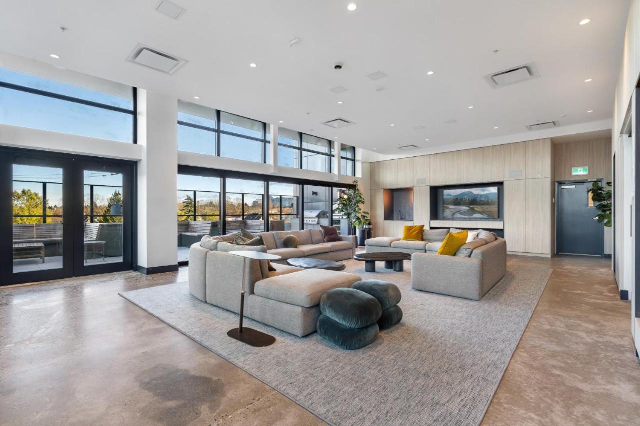 Stylish & Modern 2-Bedroom Apartment