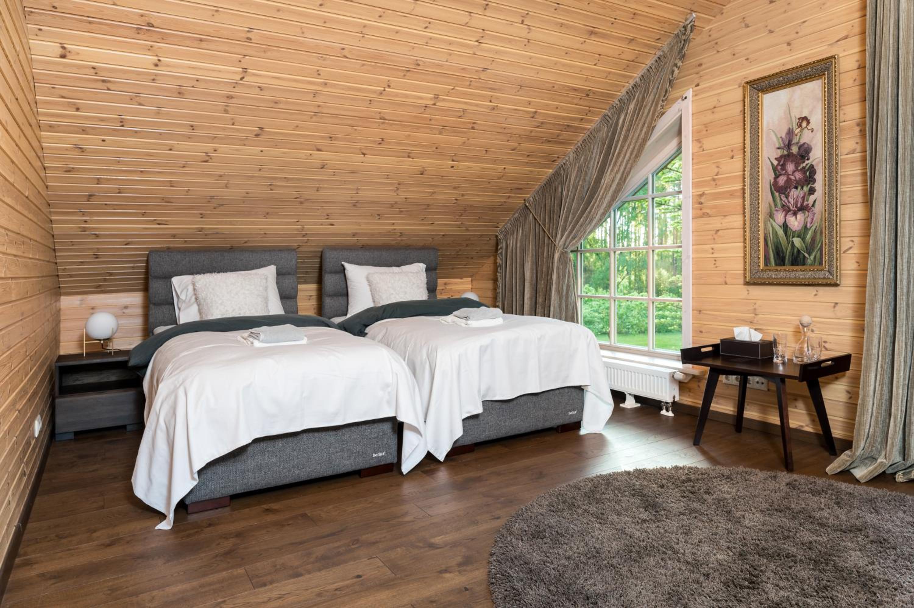 Woodland Retreat Lodge