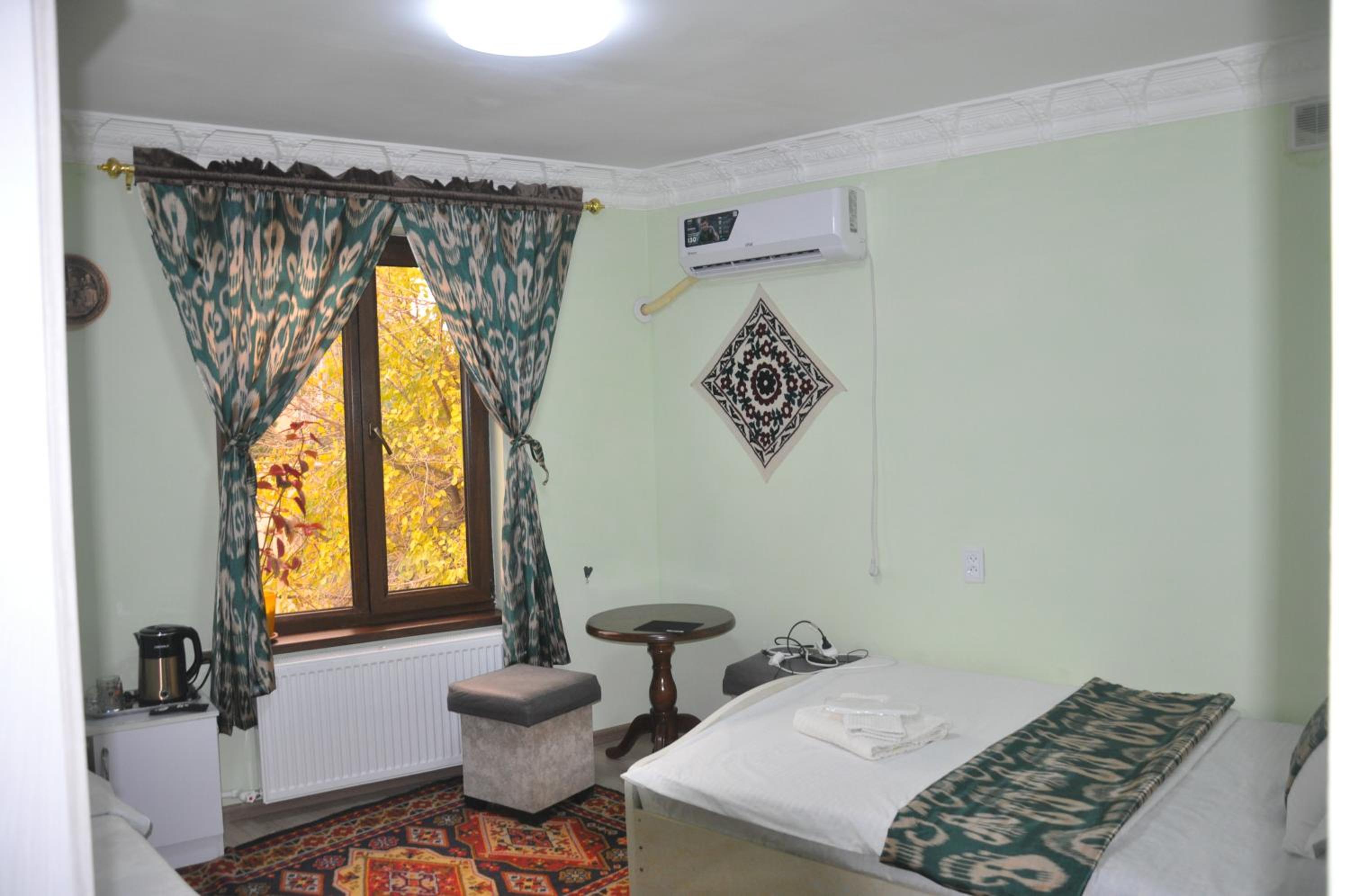 Mironshox Guest House