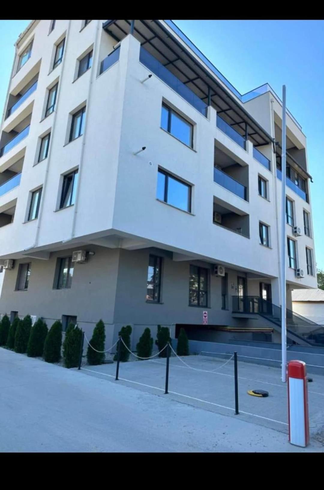 Hotel Best City Green - Image 1