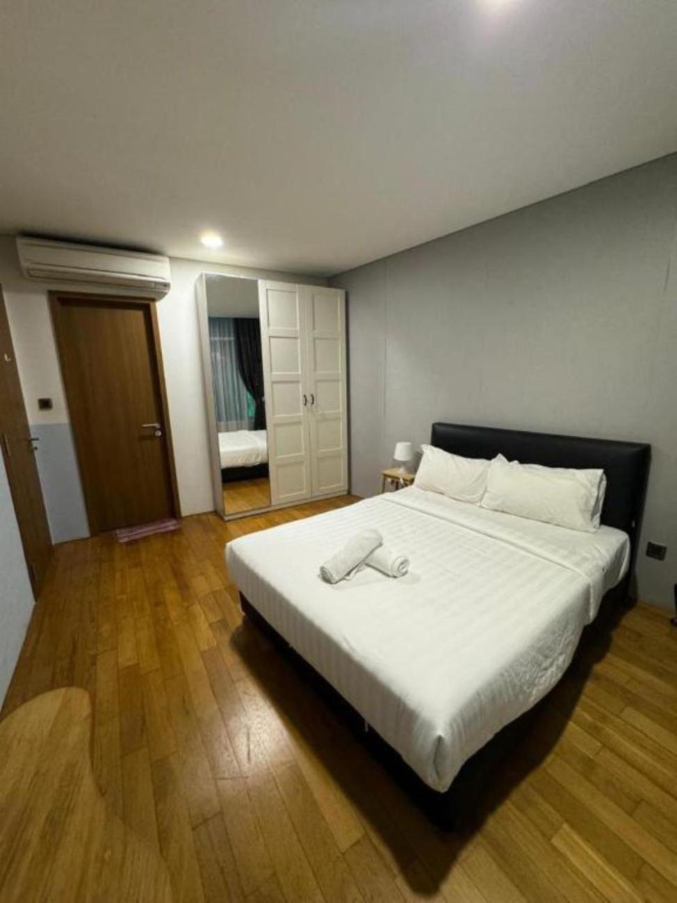 Vortex Suites KLCC By Cozy White