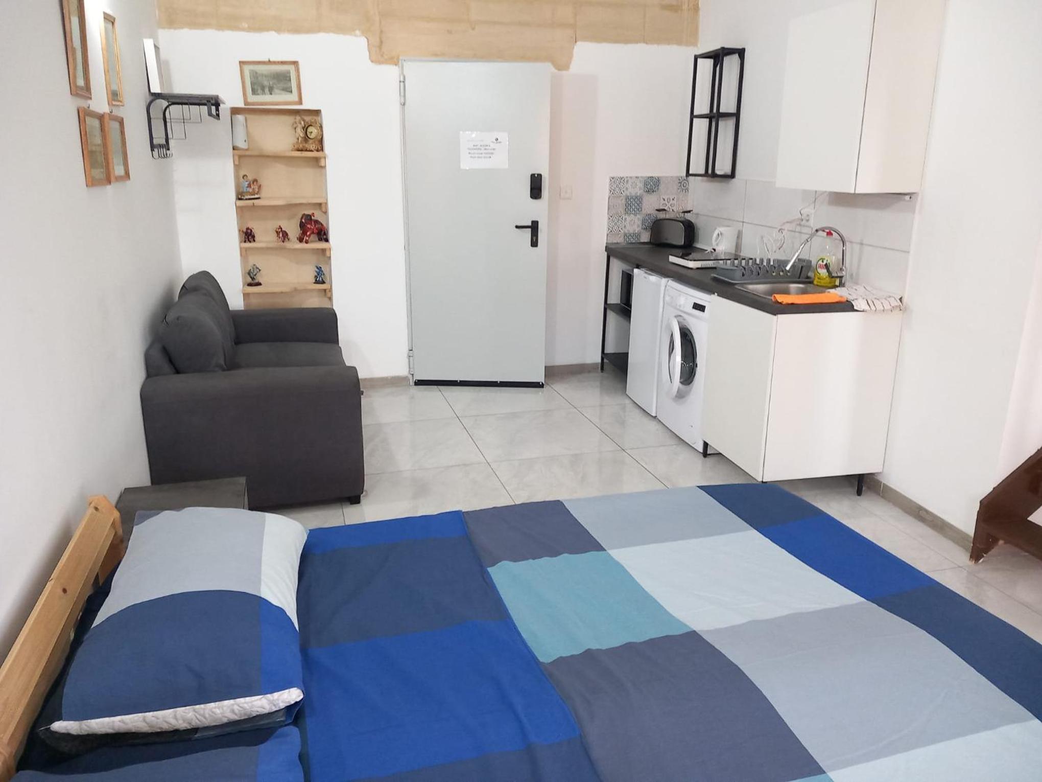 Luxury flat photo 3