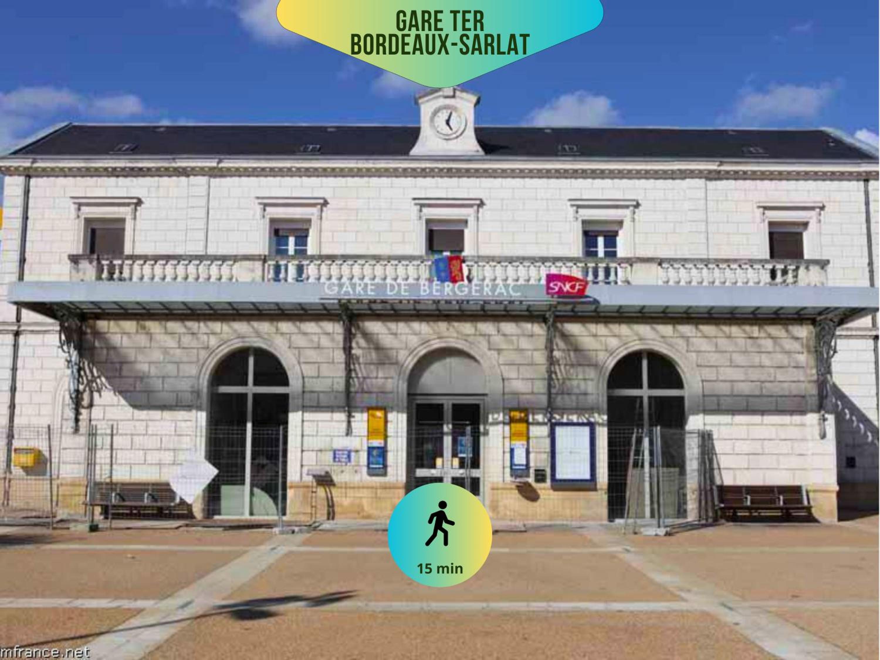 Le Pic'Vert - Ideal PRO & Couples - Hôpital à 400m - Parking gratuit sur place - GARE et CENTRE HISTORIQUE 15min à pied - Climatisation - Quartier calme