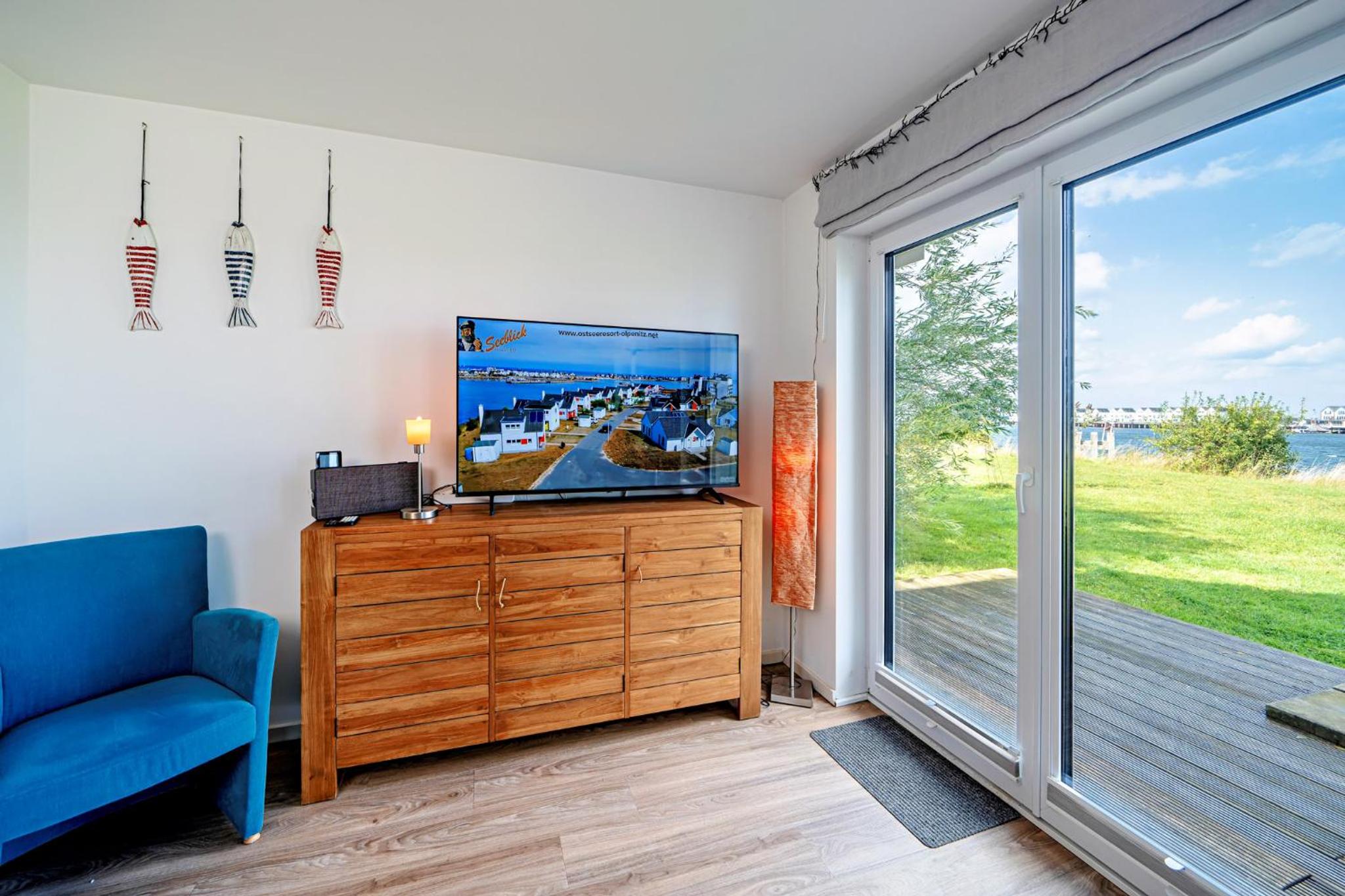 Ferienhaus An der Ostsee by Seeblick Ferien ORO, direkte Wasserlage,Sauna, E-Säule