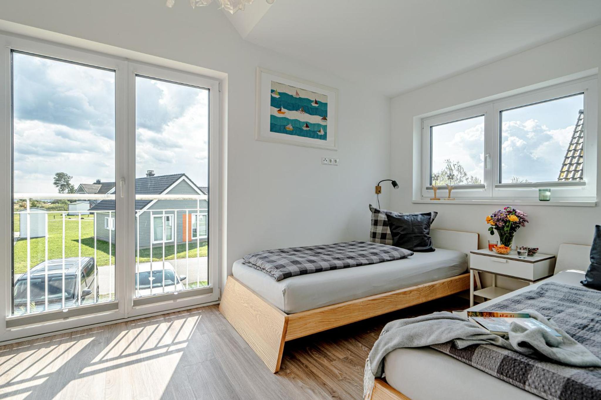 Ferienhaus An der Ostsee by Seeblick Ferien ORO, direkte Wasserlage,Sauna, E-Säule
