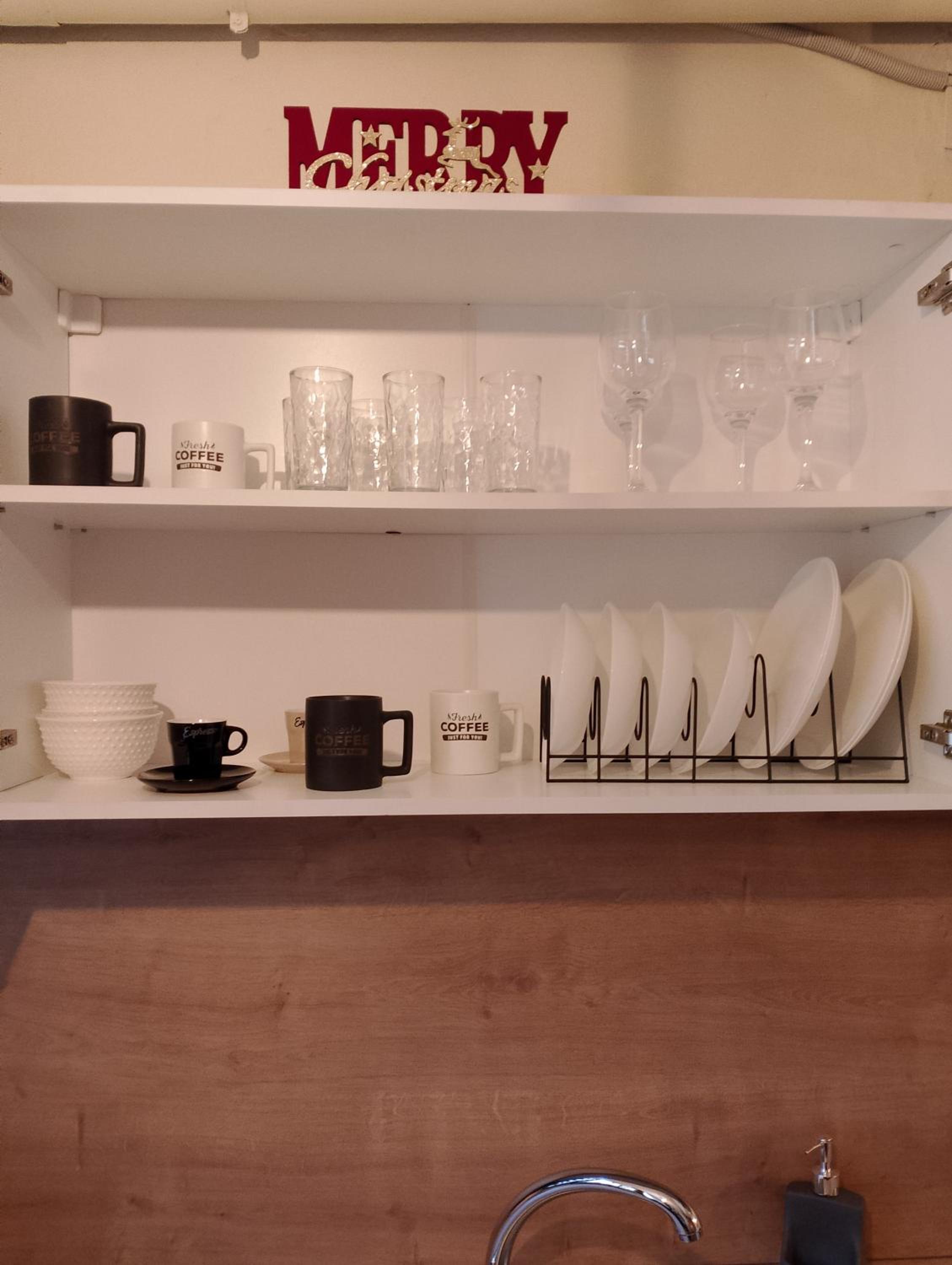 Vivi's Central Apartment photo 4