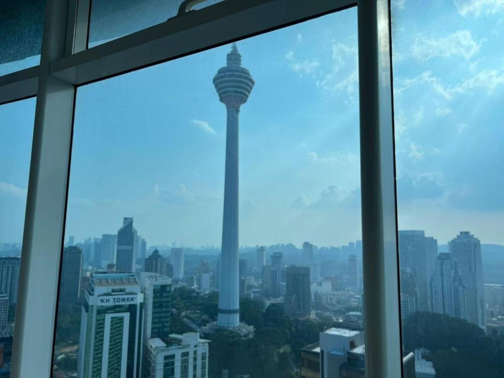 Vortex Suites KLCC By Cozy White