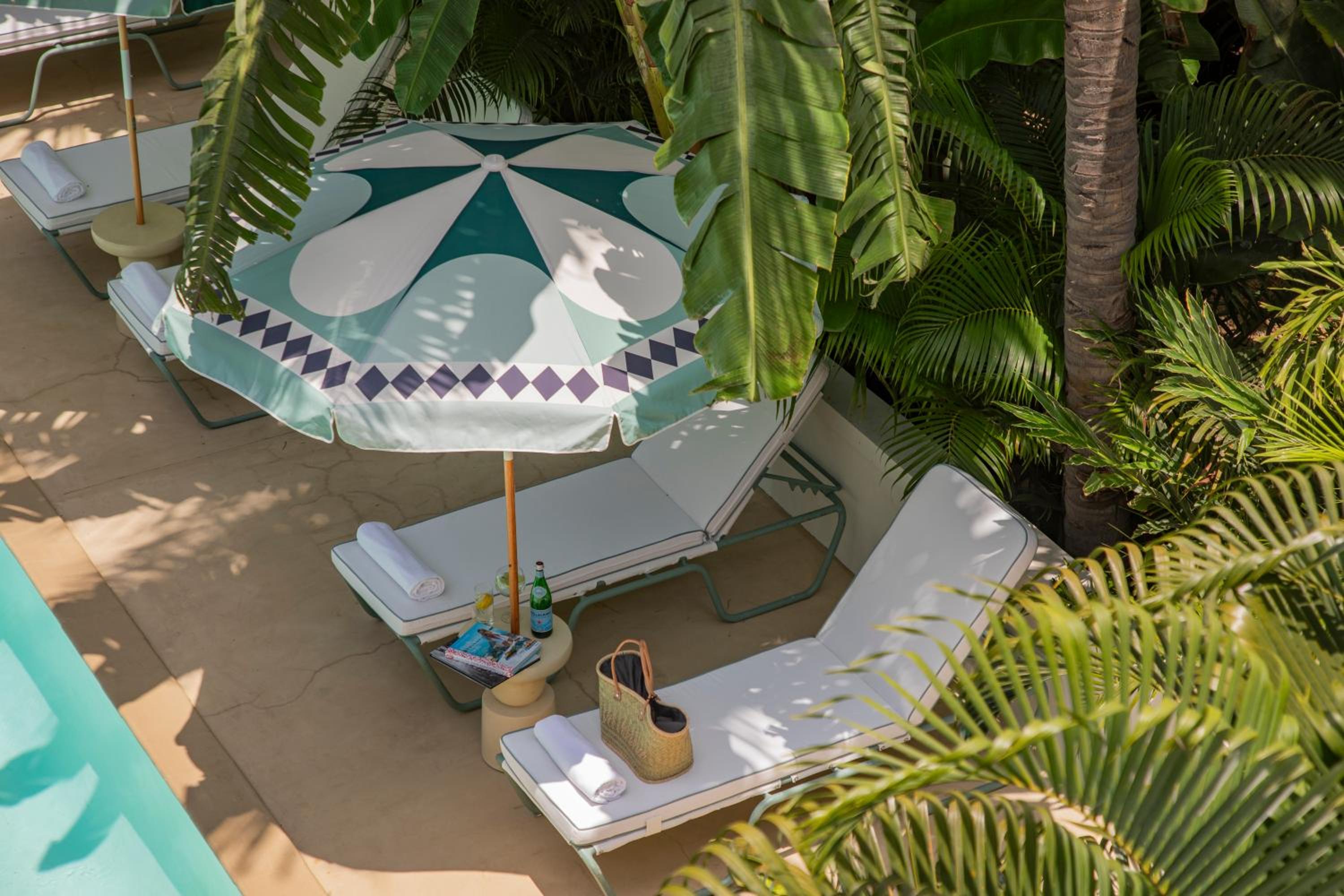 Maison Tropical