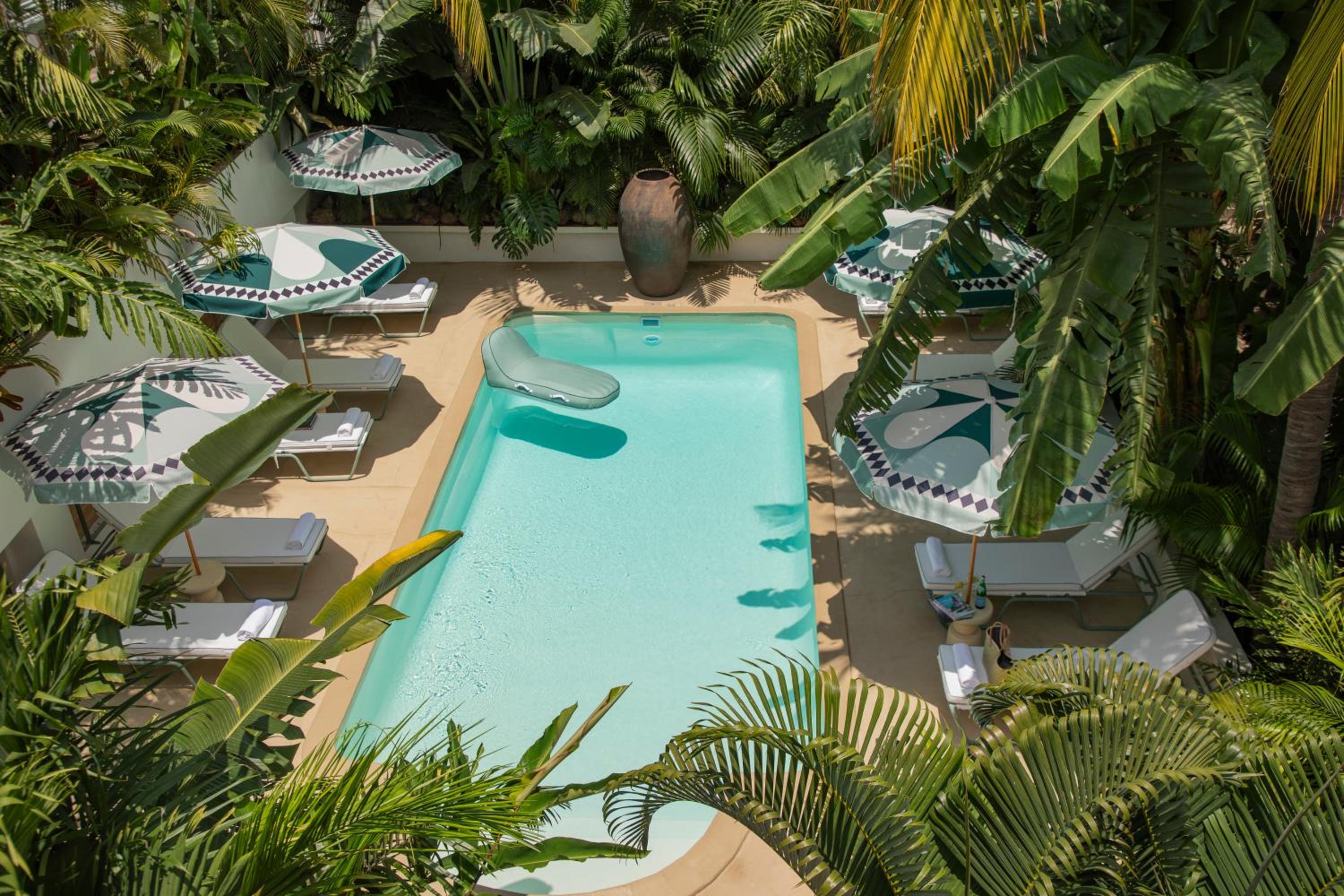 Maison Tropical