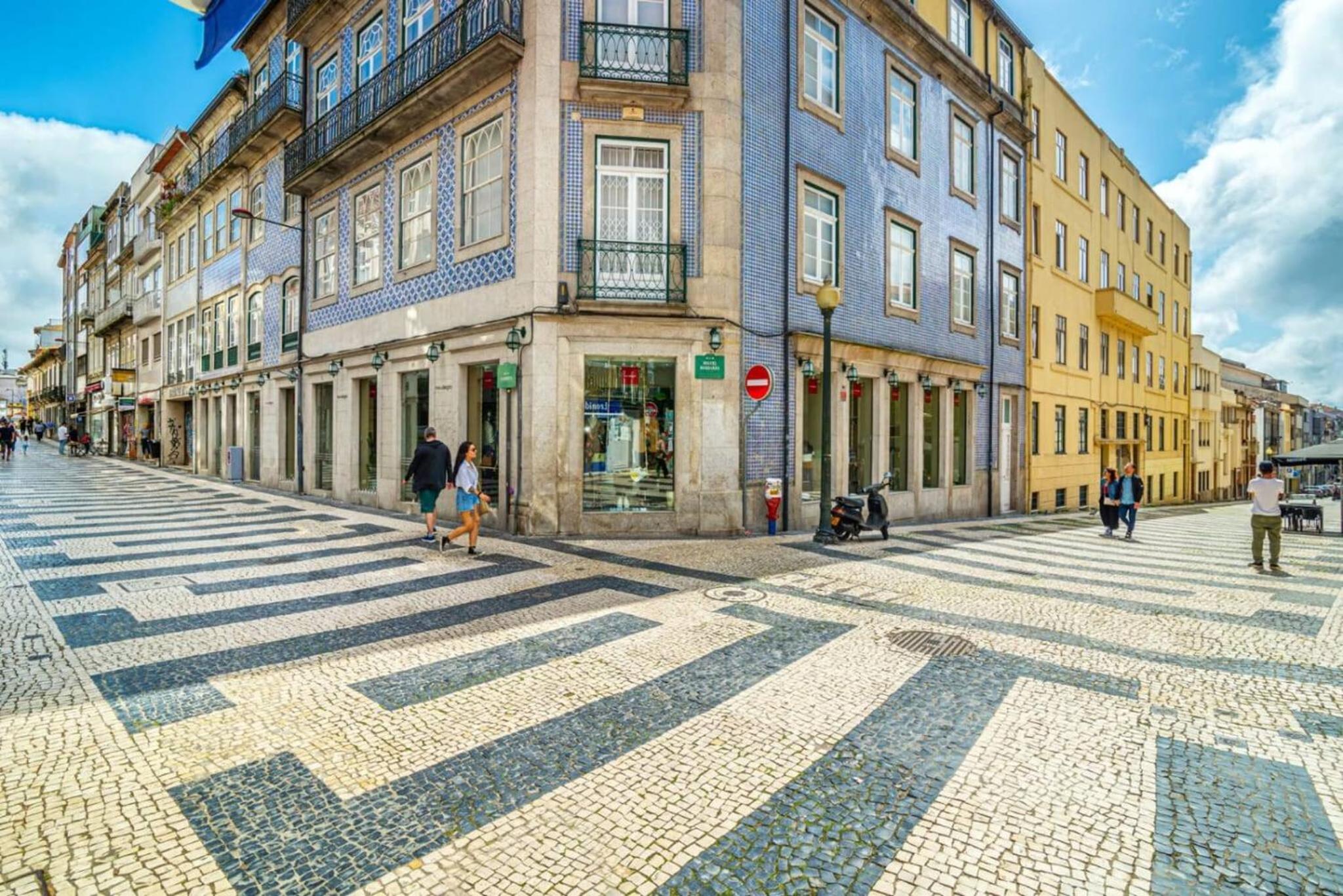 Bombarda Apartments VI by Innkeeper
