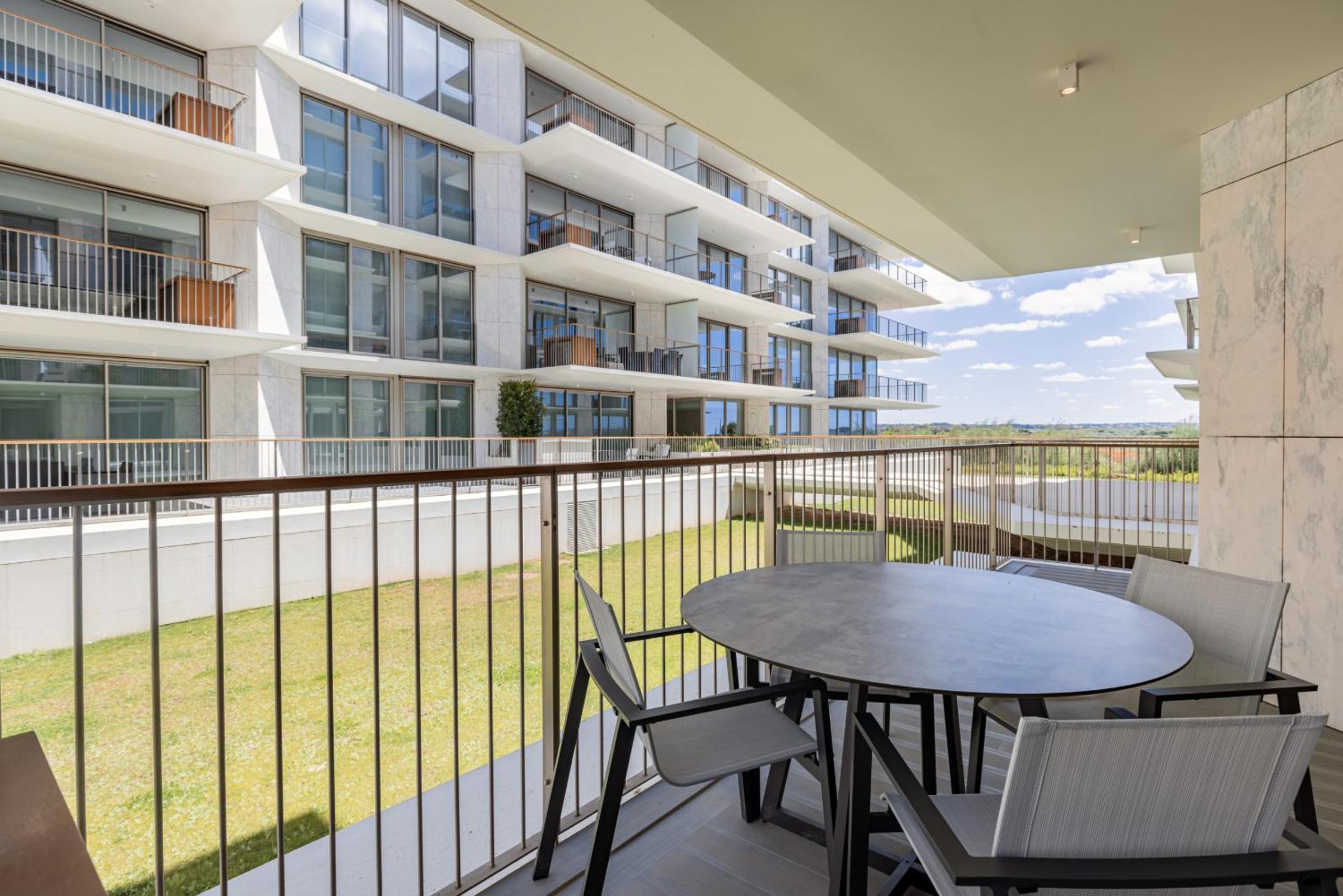 Bayline VI by Innkeeper view 3