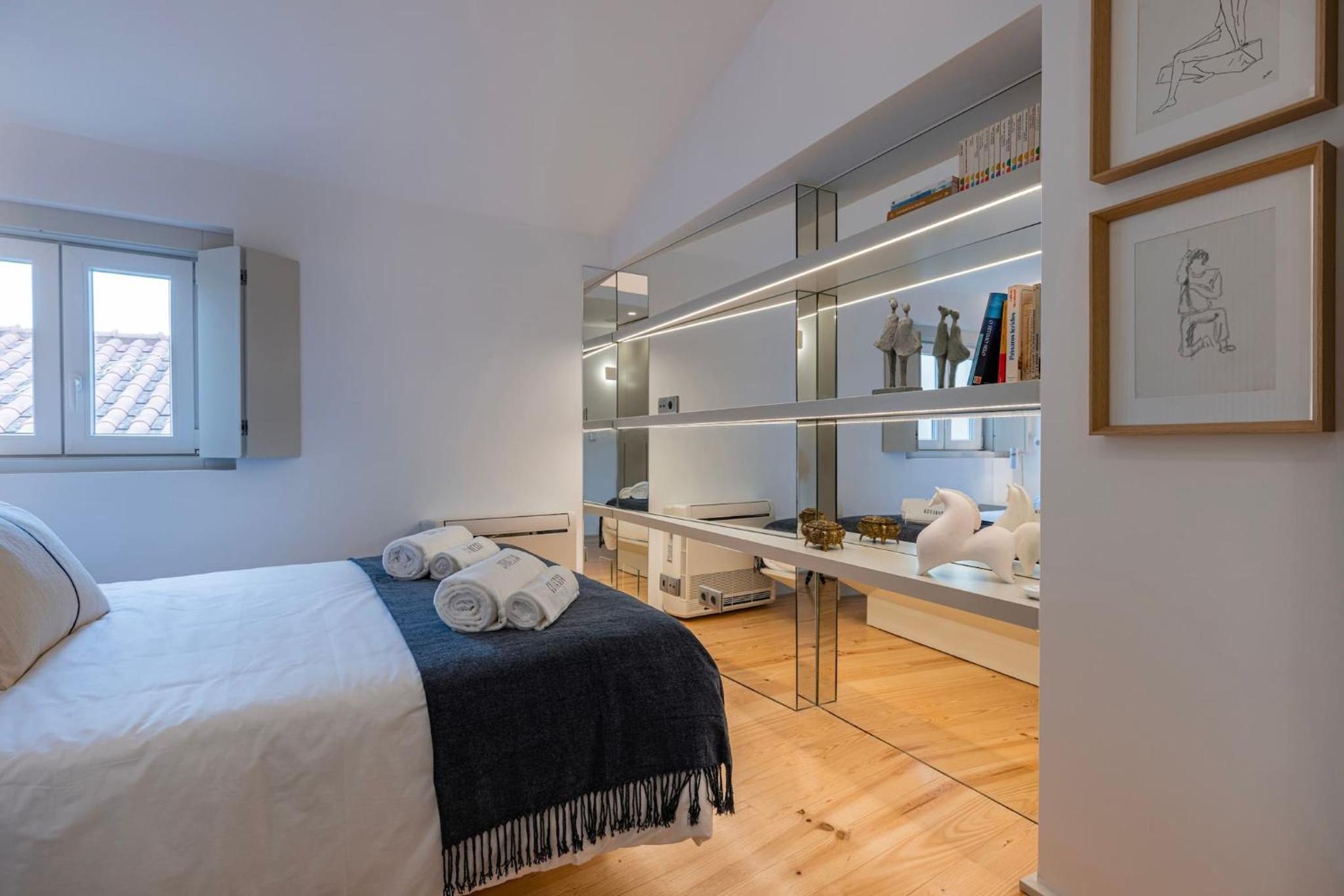Condessa IV by Innkeeper view 5