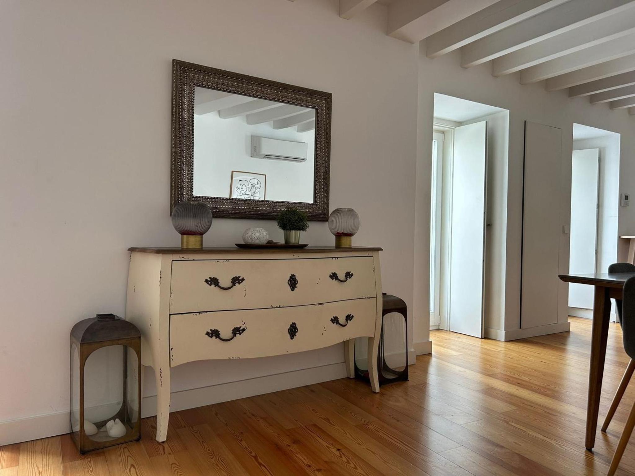 Intendente Charming Apartment by Innkeeper