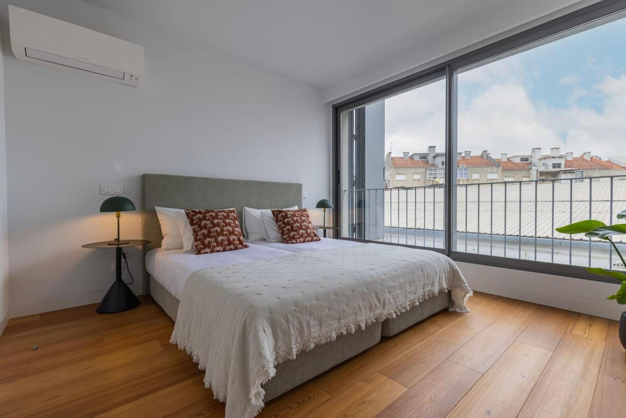 Oasis 28 by Innkeeper