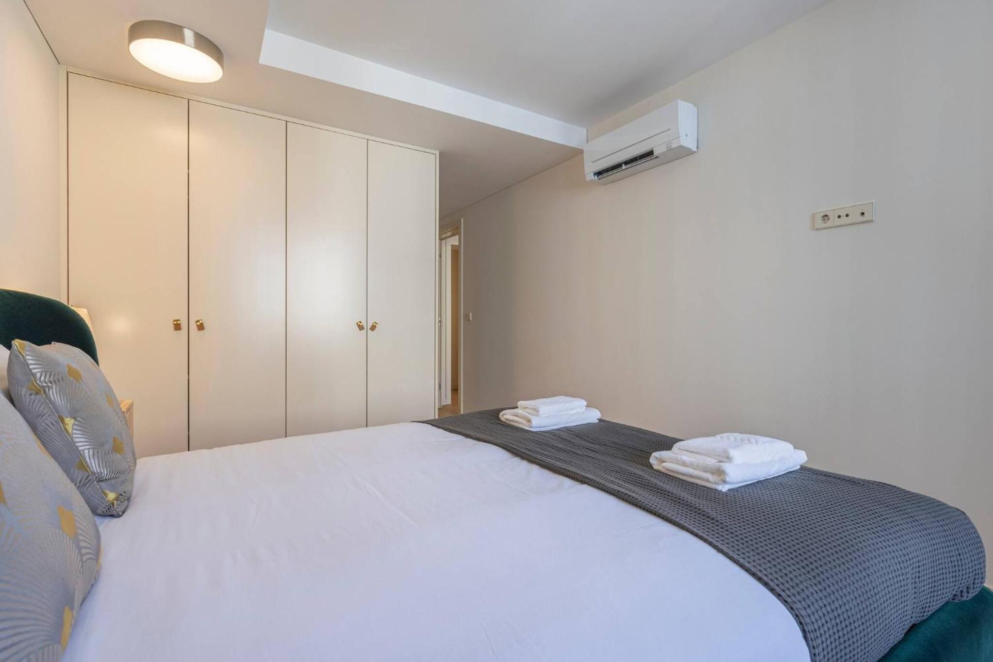 Wonderful 2 Bedroom by Innkeeper