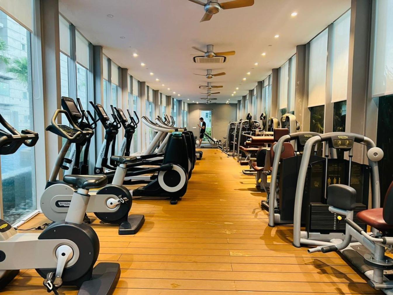 Vortex Suites KLCC By Cozy White