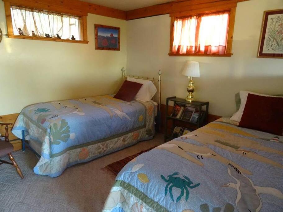 Raspberry Cottage