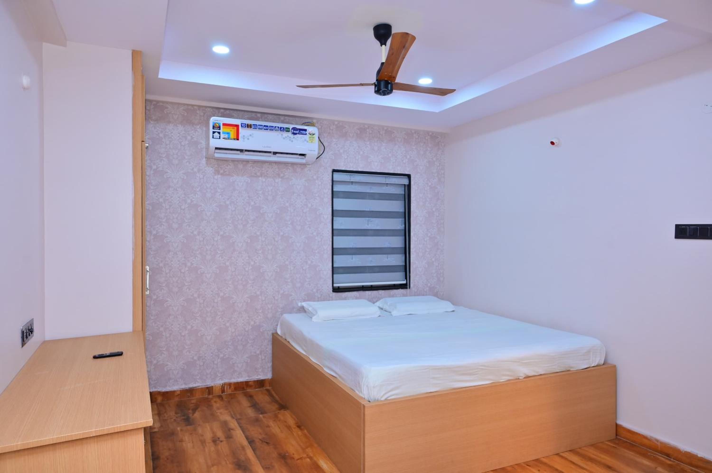 Swagan Home Stays NON AC 1 BHK Deluxe Flat