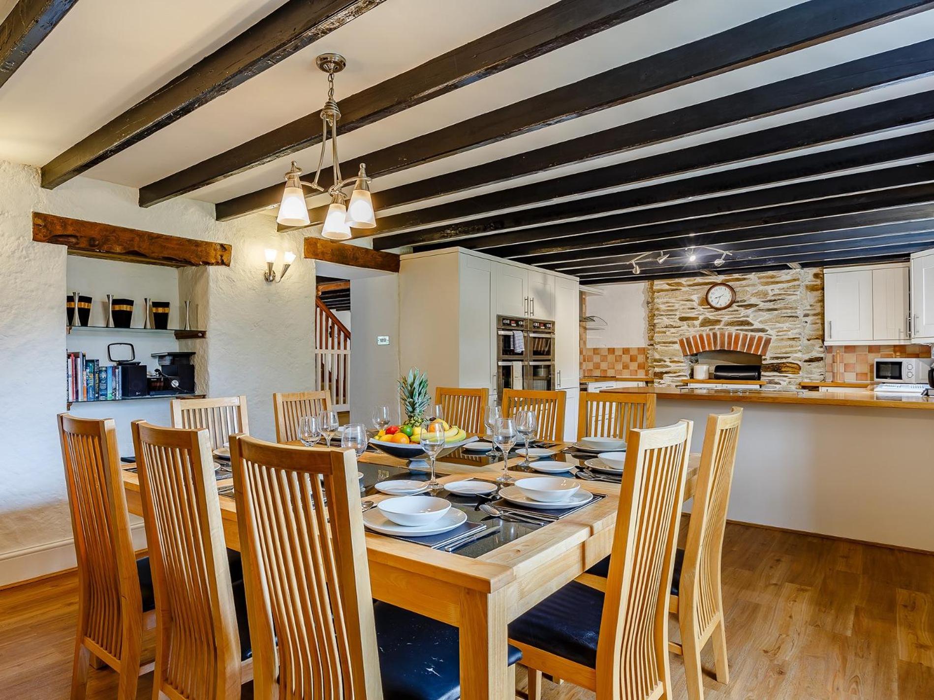 5 Bed in Wadebridge oc-tbart view 5