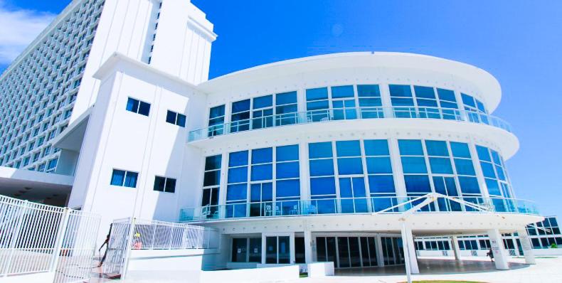 Castle 929 Stunning ocean view, pool, beach access, tennis, free parking view 3