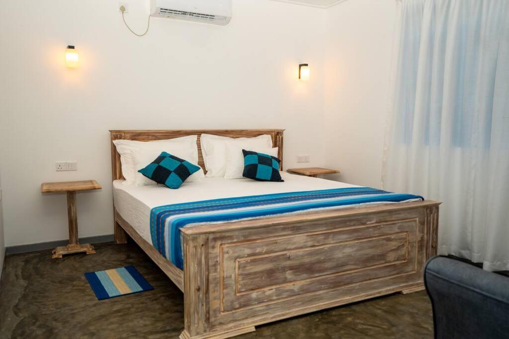 Blissful House Two Bedroom Apartment Thalpe Beach
