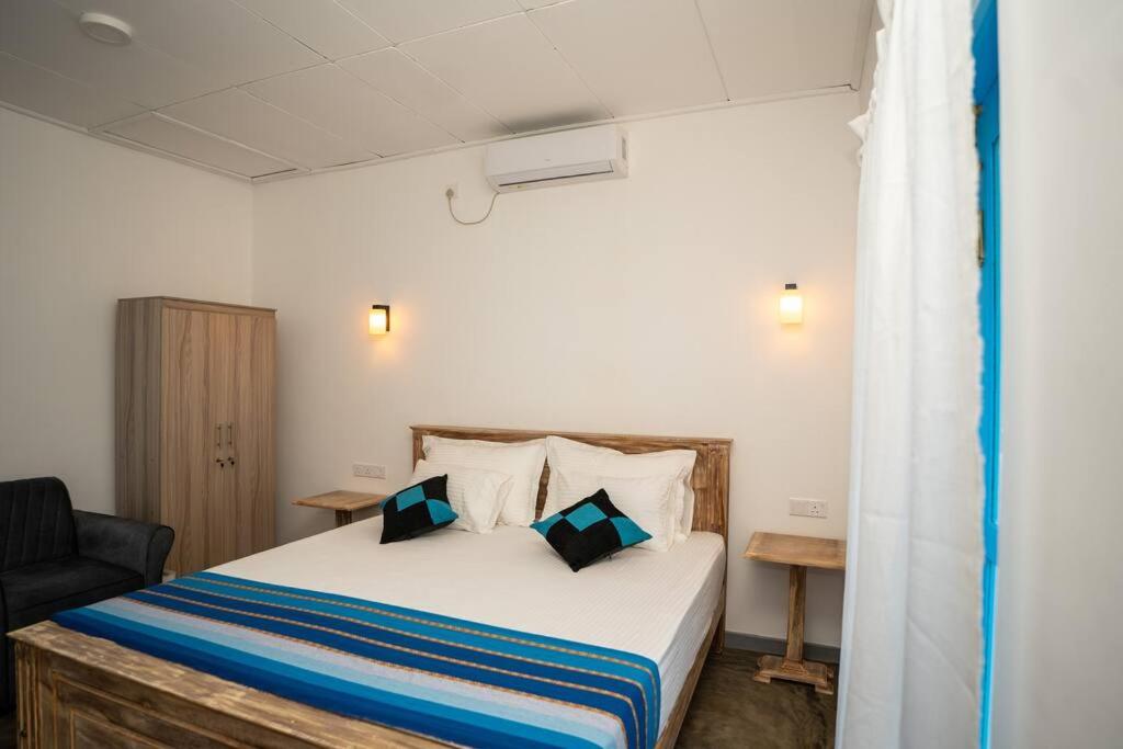 Blissful House Two Bedroom Apartment Thalpe Beach