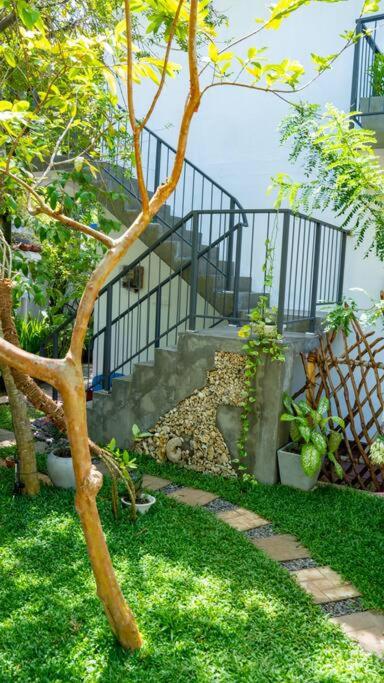 Blissful House Two Bedroom Apartment Thalpe Beach