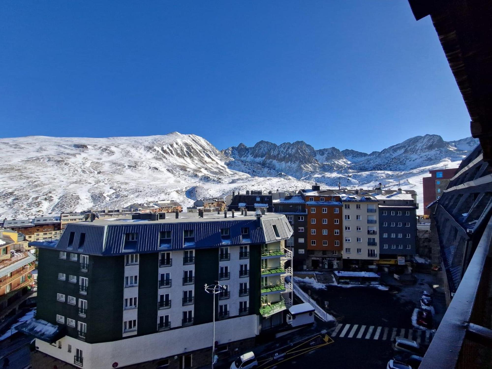 Modern Loft in Pas de la Casa, wifi, ski