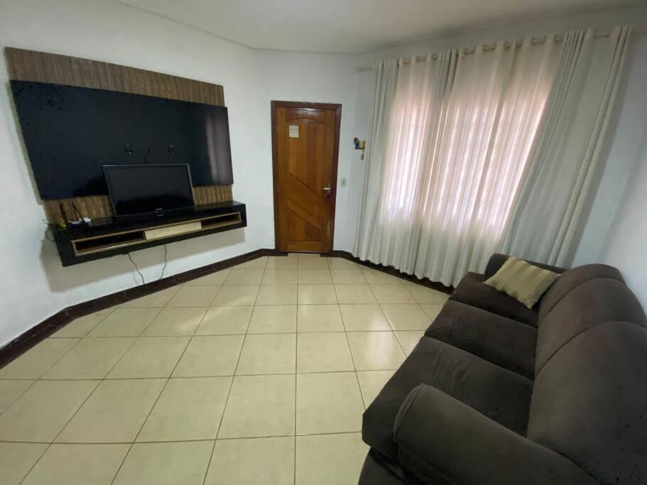 Casa com 2 quartos espaçosa Em Foz do Iguaçu