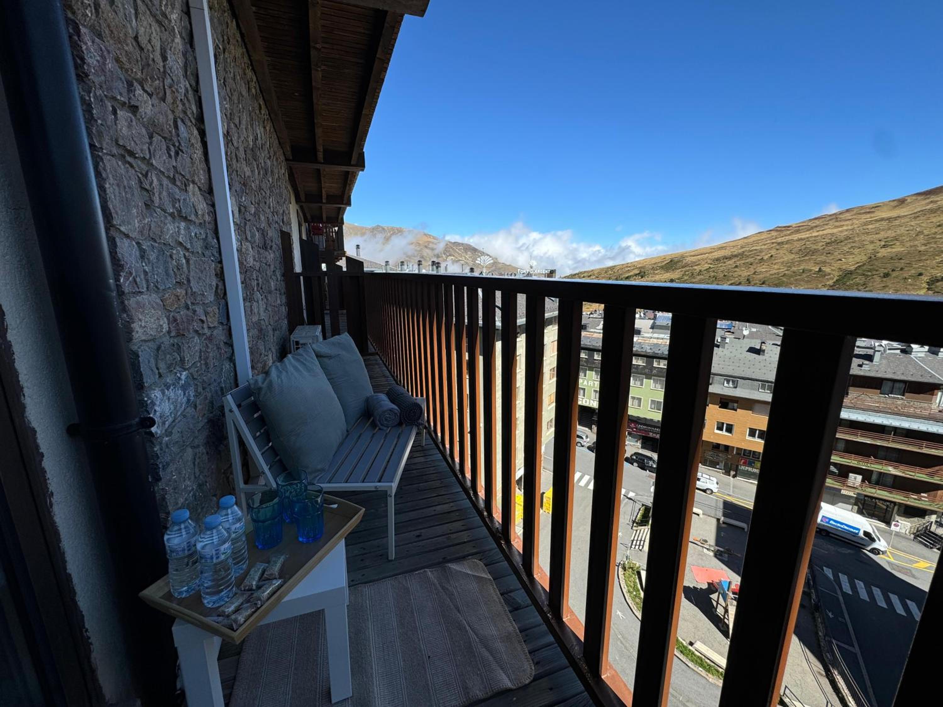 Modern Loft in Pas de la Casa, wifi, ski