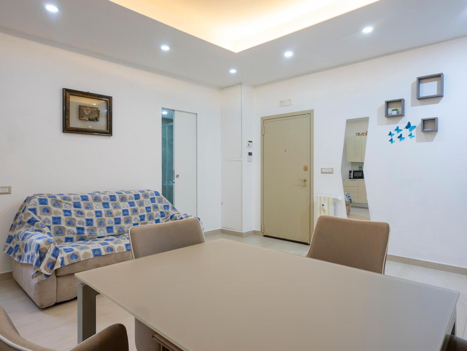 I Host Apartment - Della Torre 9