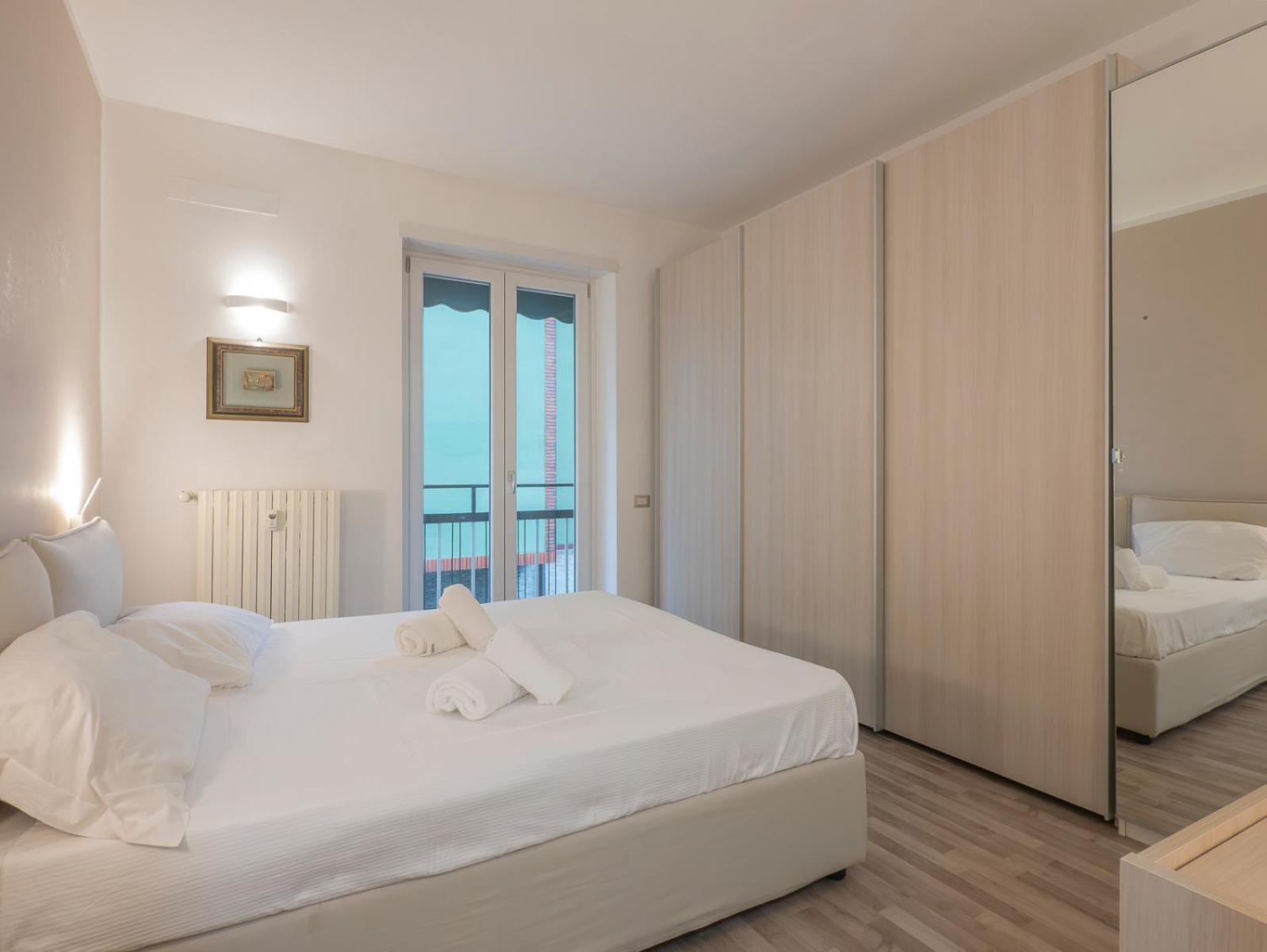 I Host Apartment - Della Torre 9