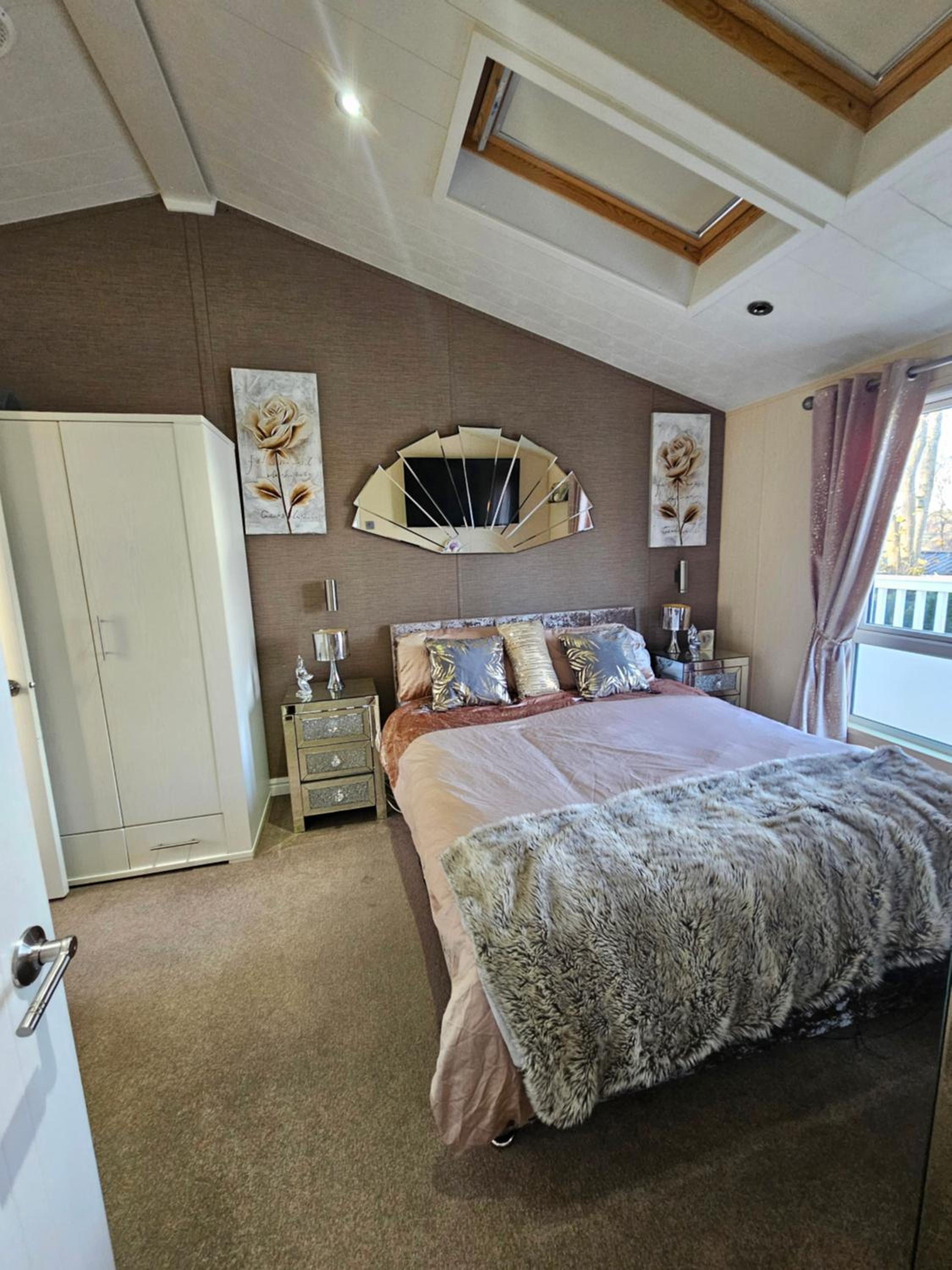 Ridgewood Lodge