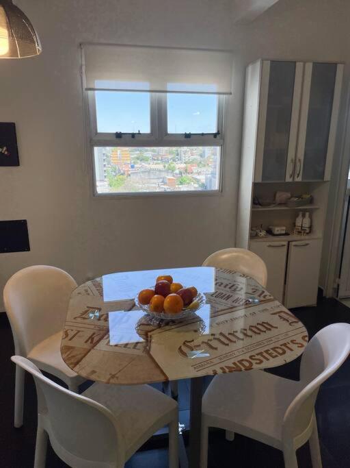 Amplio apartamento con vista hermosa en Corrientes